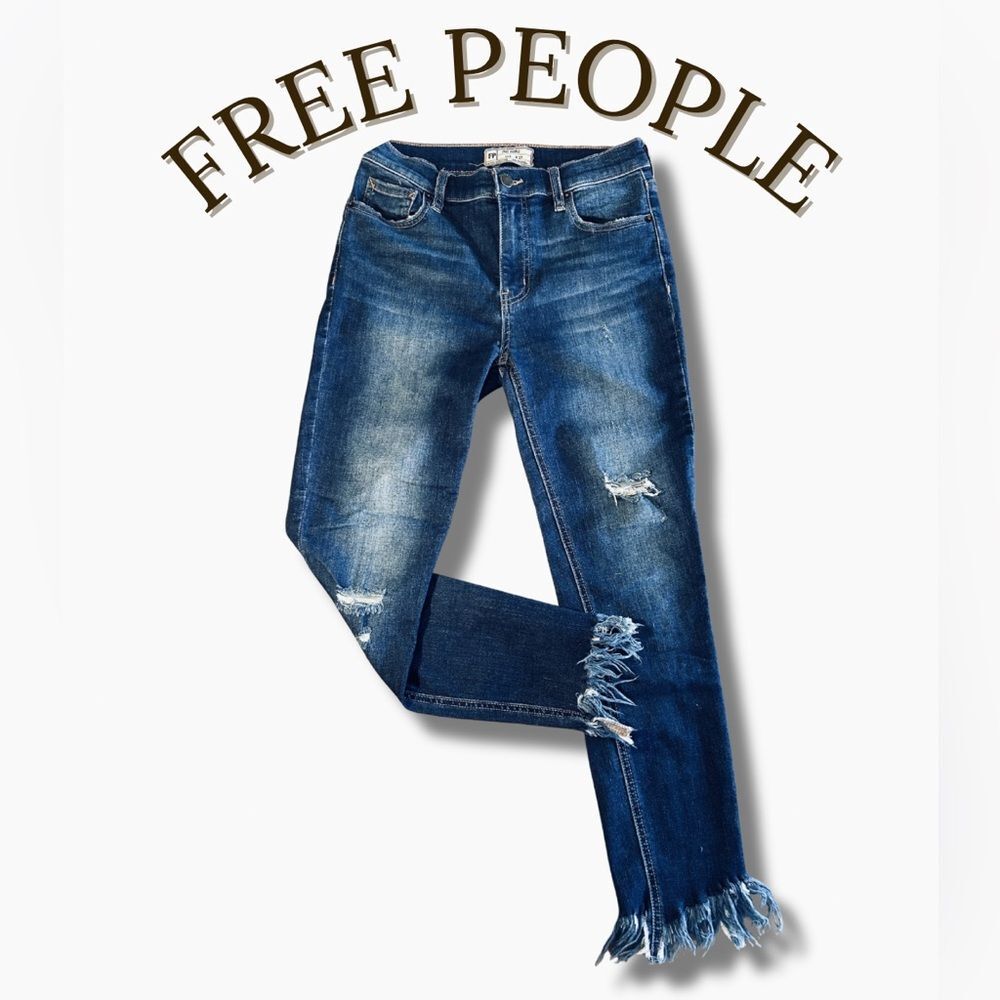 Free People Dark Wash Distressed Ankle Jeans – Frayed Ragged Hem – W27